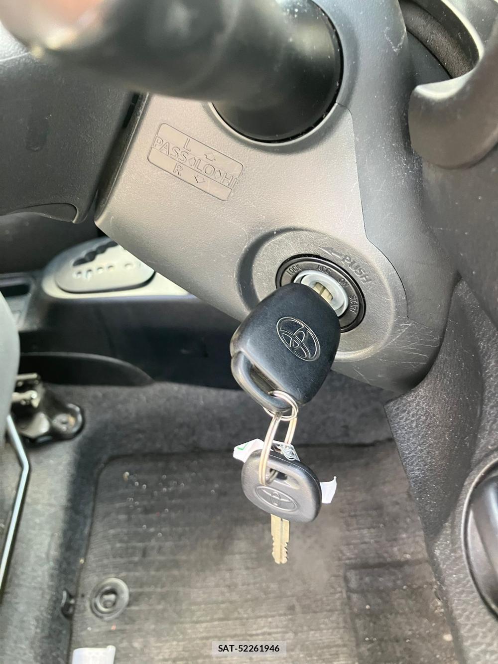 Toyota VITZ 2018 1218359-15