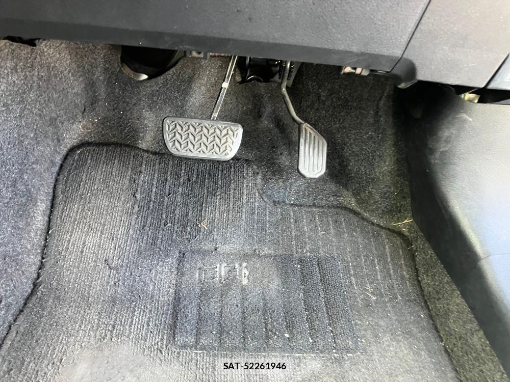 Toyota VITZ 2018 1218359-26
