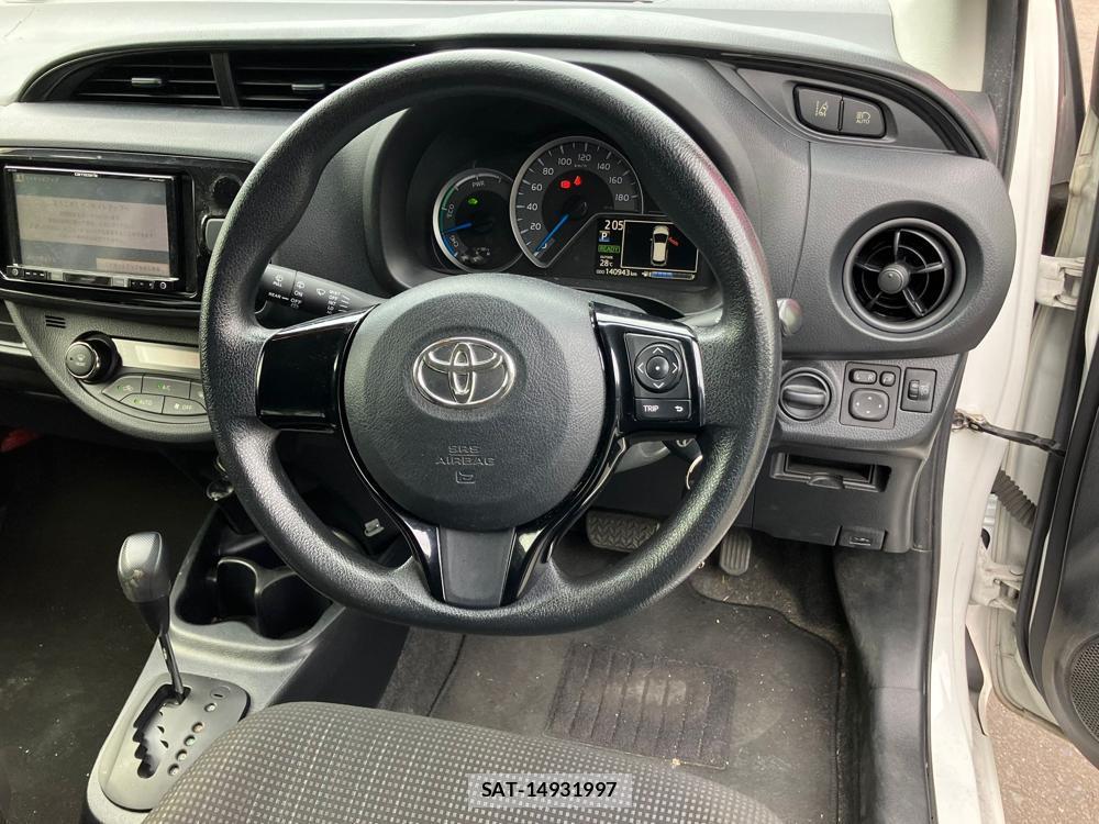 Toyota VITZ HYBRID 2018 1284215-12