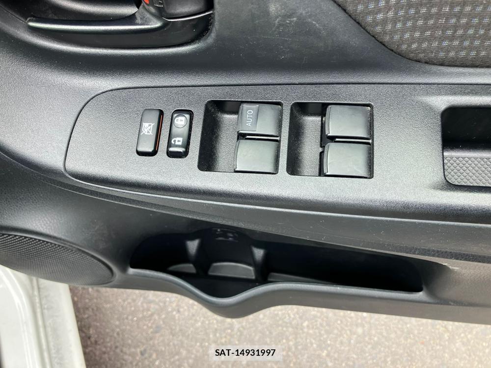 Toyota VITZ HYBRID 2018 1284215-20