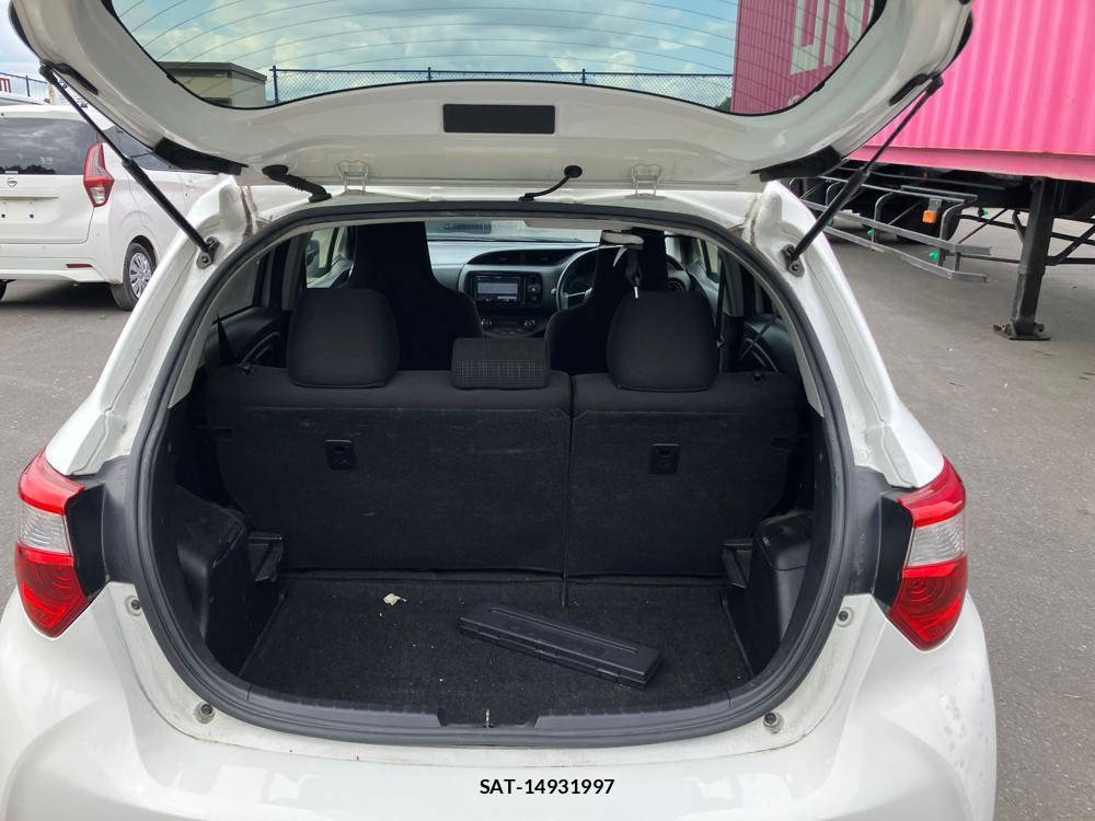 Toyota VITZ HYBRID 2018 1284215-26