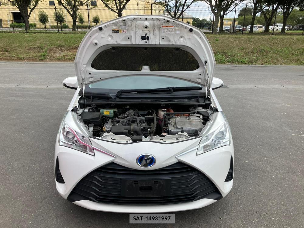 Toyota VITZ HYBRID 2018 1284215-29