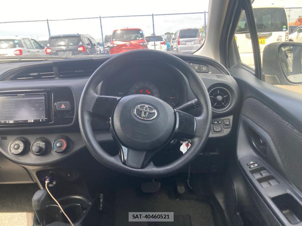 Toyota VITZ 2018 1284213-13