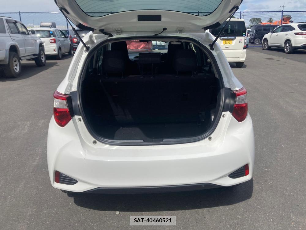 Toyota VITZ 2018 1284213-24