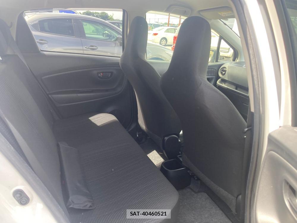 Toyota VITZ 2018 1284213-8