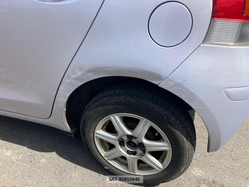Toyota VITZ 2010-08 1297110-34