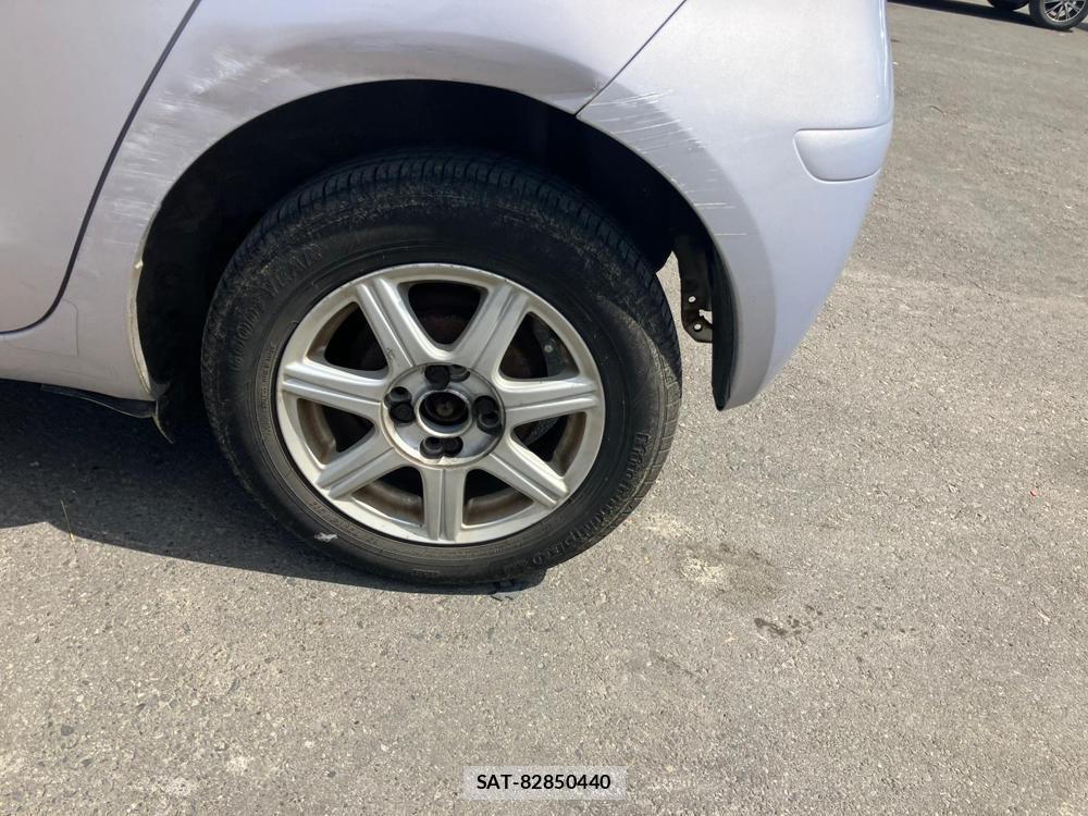 Toyota VITZ 2010-08 1297110-35