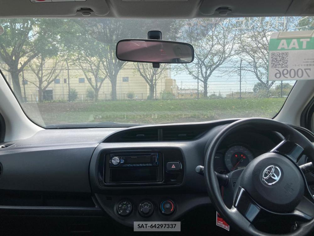 Toyota VITZ 2018 1289511-12