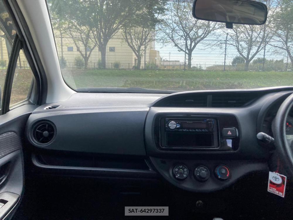 Toyota VITZ 2018 1289511-17