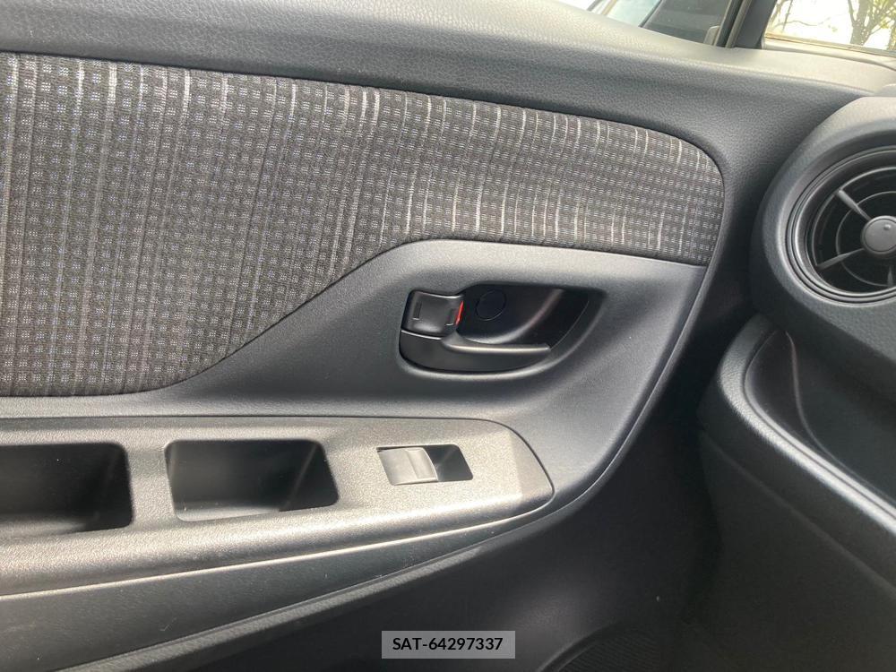 Toyota VITZ 2018 1289511-20