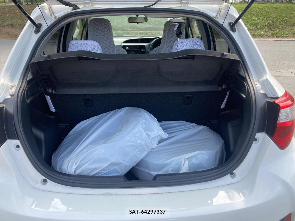 Toyota VITZ 2018 1289511-25