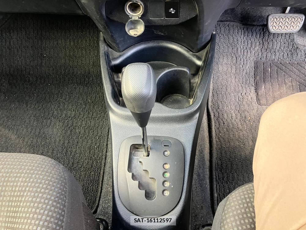 Toyota VITZ 2018 1297070-21