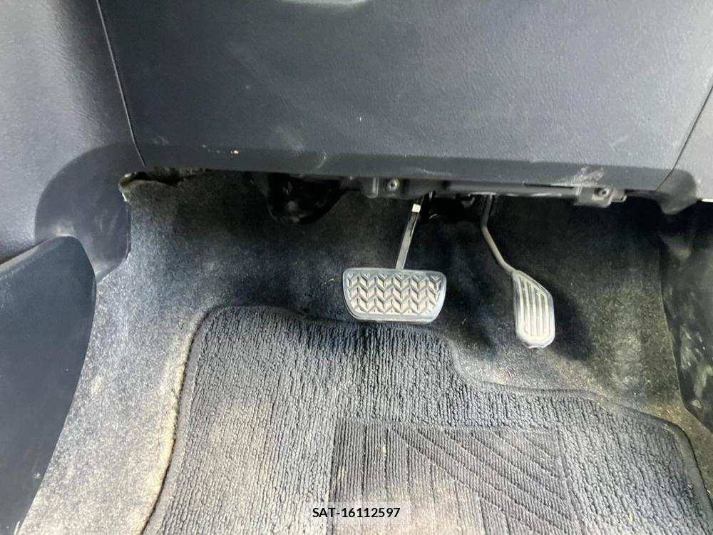 Toyota VITZ 2018 1297070-26