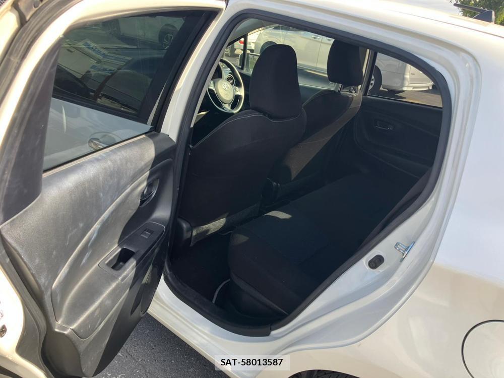 Toyota VITZ 2018 1284223-9
