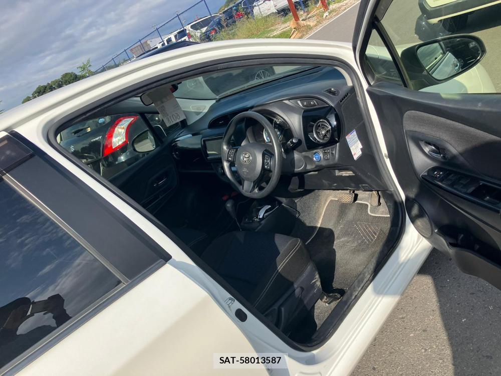 Toyota VITZ 2018 1284223-11