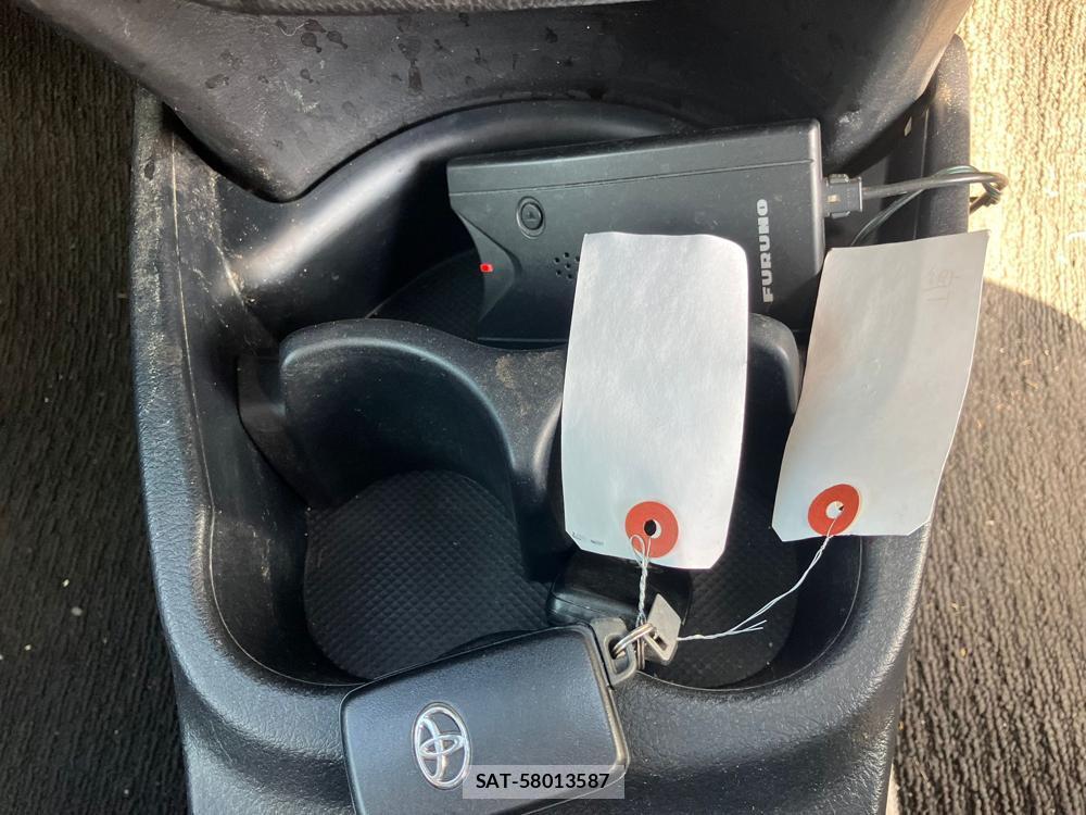 Toyota VITZ 2018 1284223-20