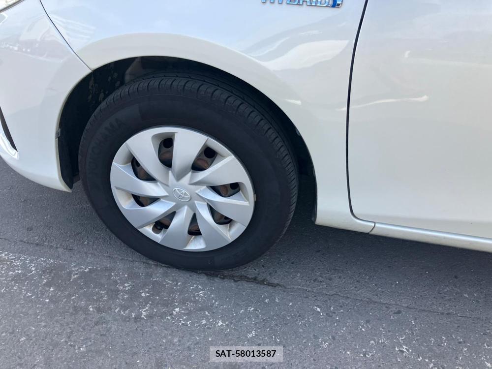Toyota VITZ 2018 1284223-35