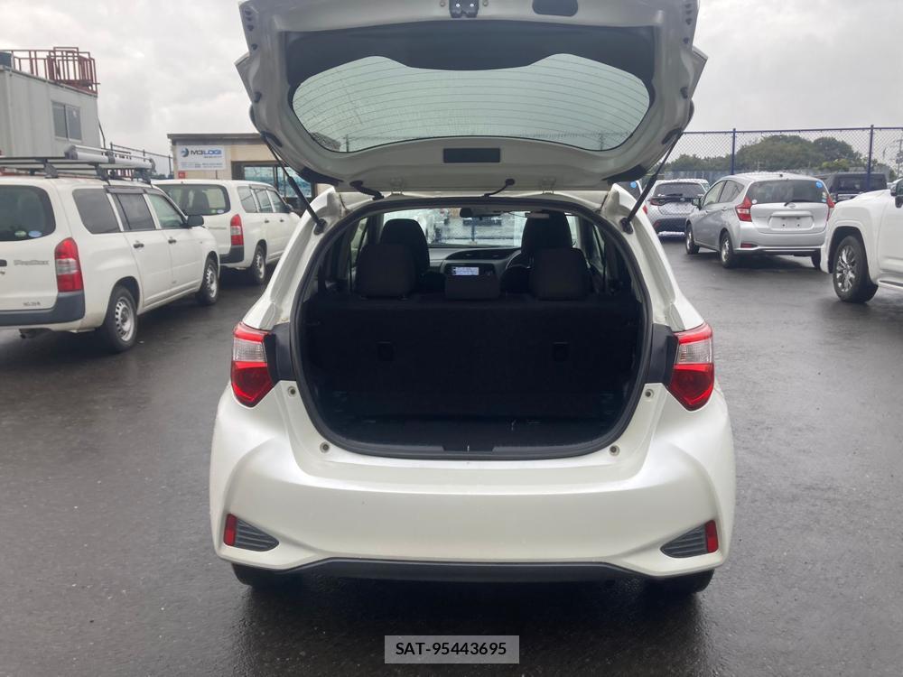 Toyota VITZ 2018 1295214-28