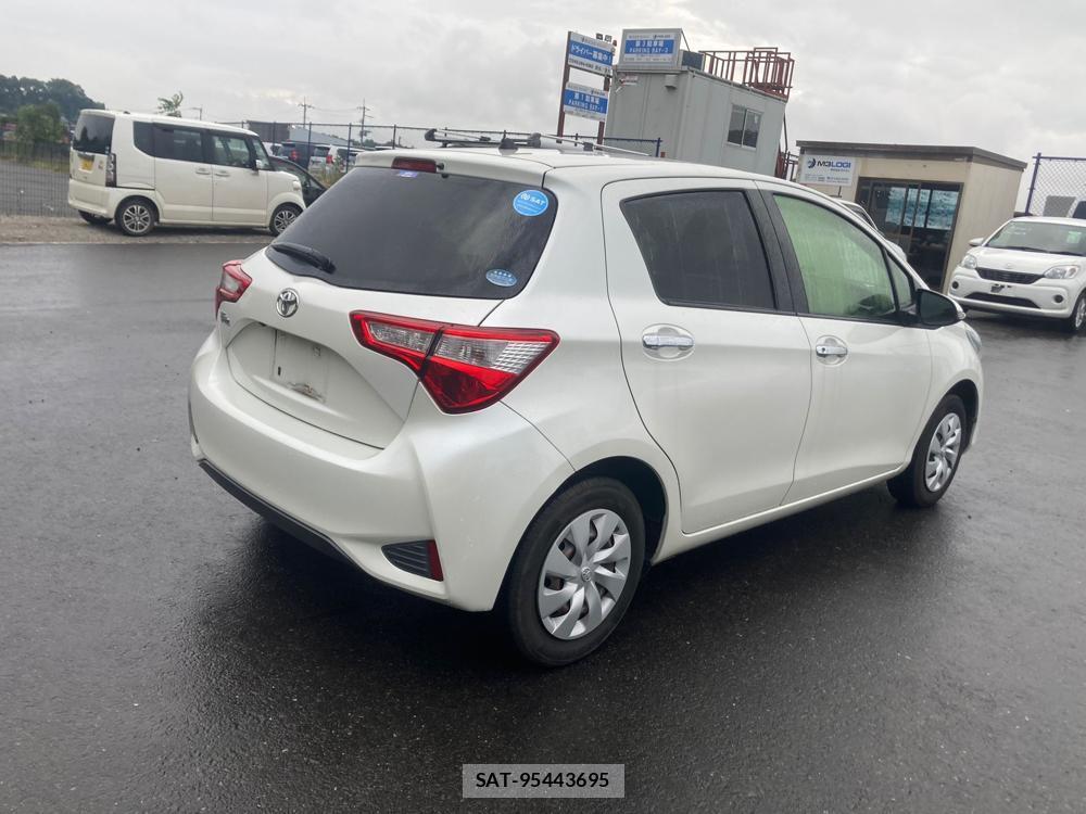 Toyota VITZ 2018 1295214-4