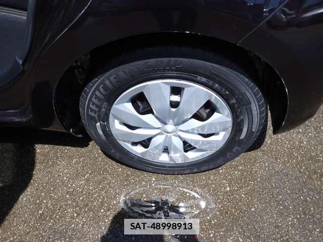 Toyota VITZ 2014-11 1310034-15