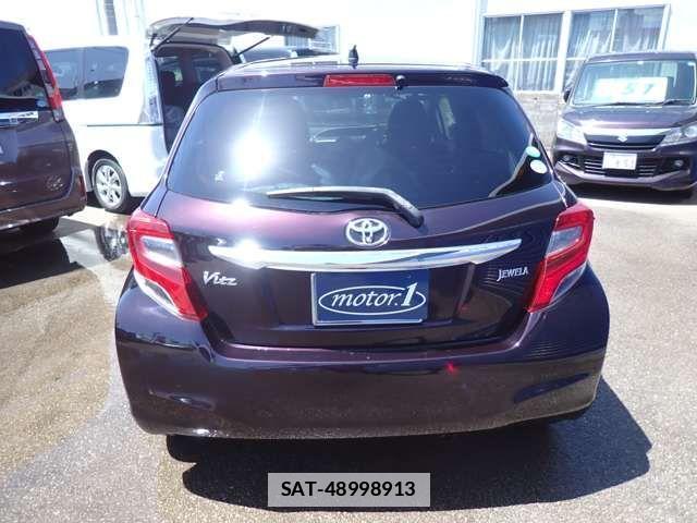 Toyota VITZ 2014-11 1310034-3