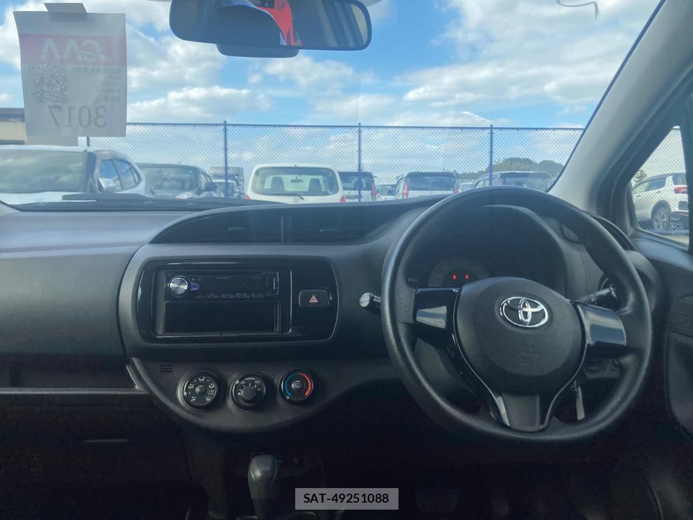 Toyota VITZ 2018 1295196-12