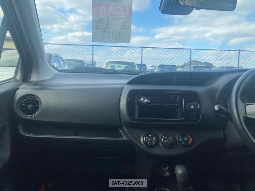 Toyota VITZ 2018 1295196-15
