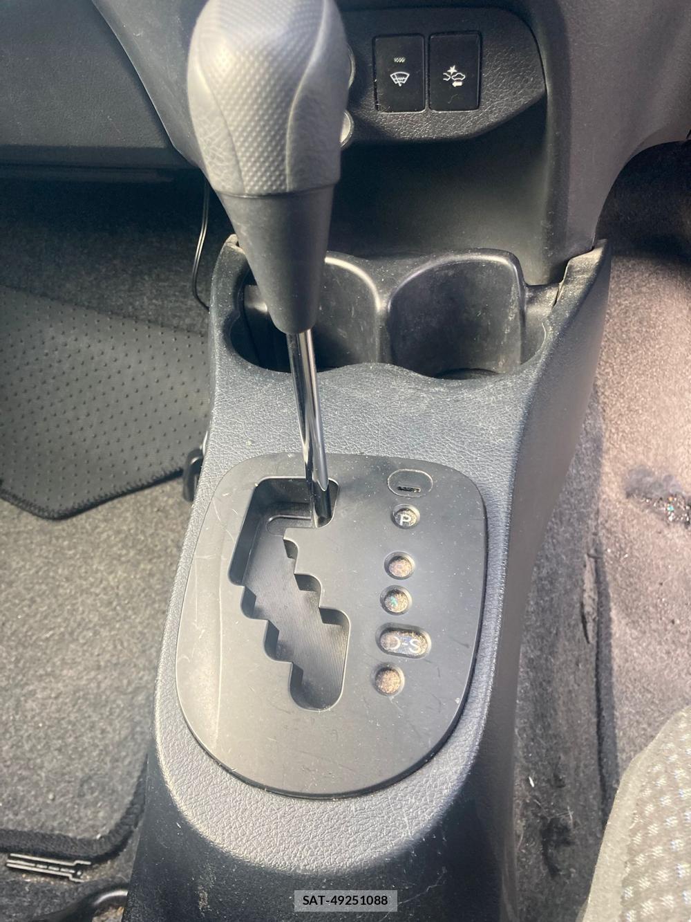 Toyota VITZ 2018 1295196-17