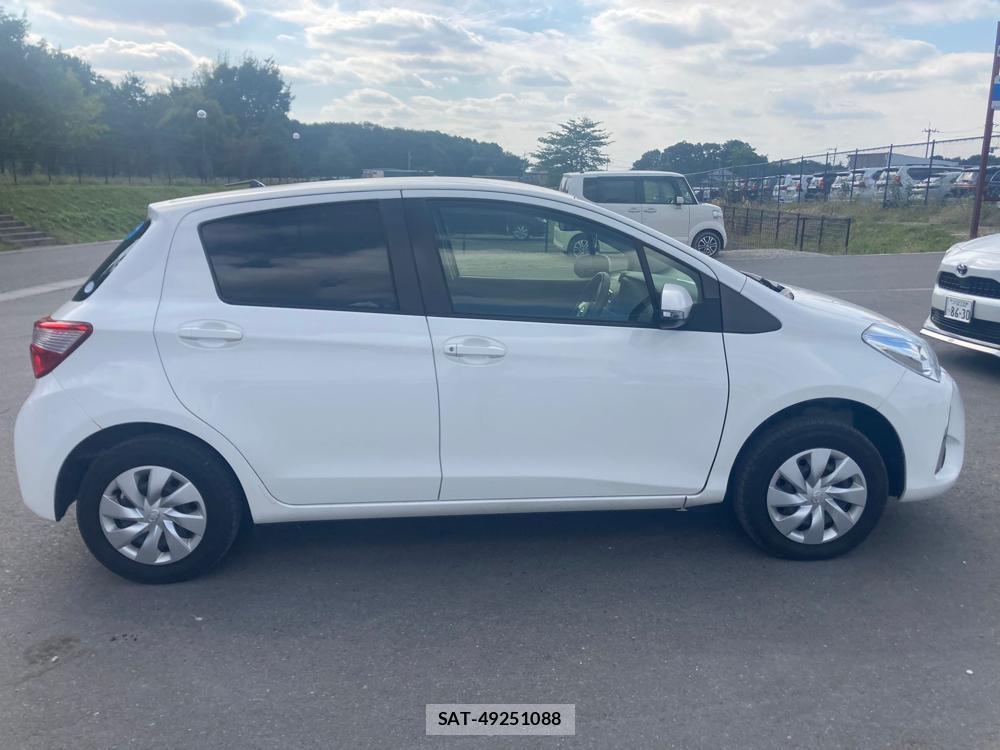 Toyota VITZ 2018 1295196-5