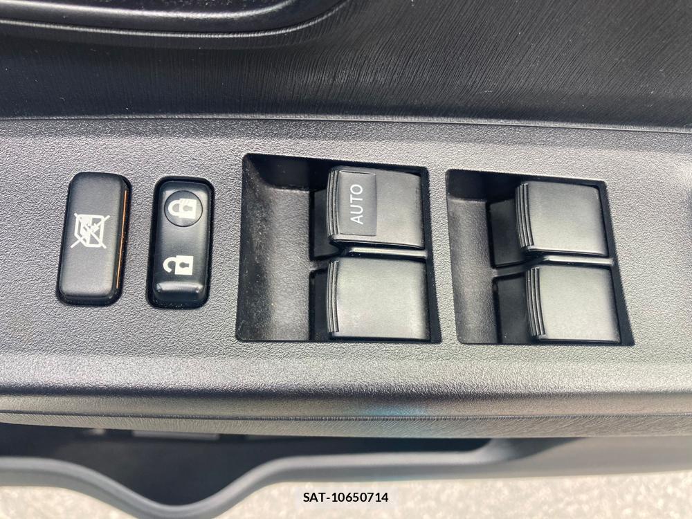 Toyota VITZ 2012 1317699-22