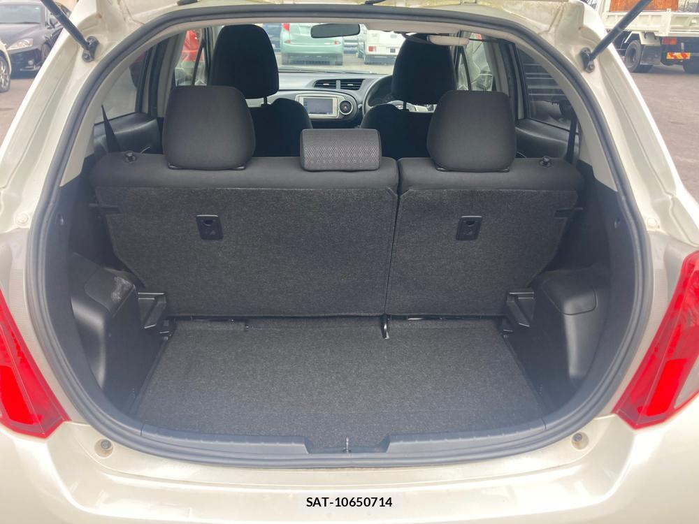 Toyota VITZ 2012 1317699-26