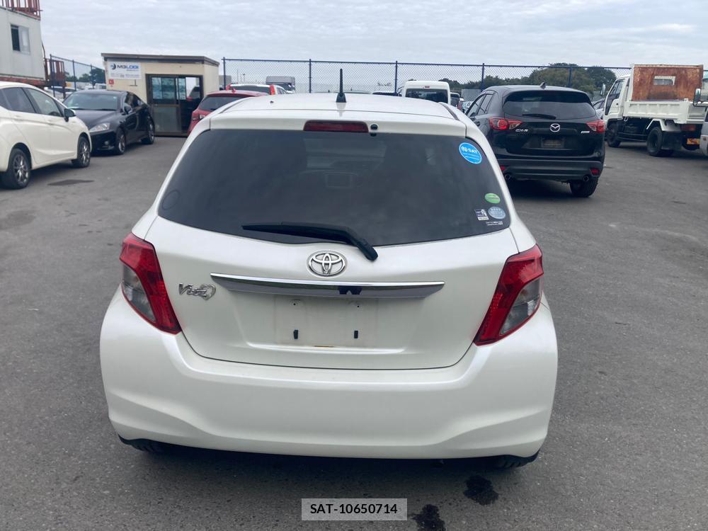 Toyota VITZ 2012 1317699-3