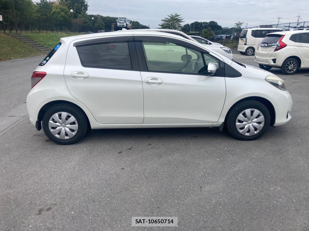 Toyota VITZ 2012 1317699-5