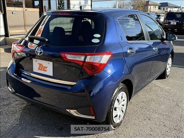 Toyota VITZ 2017-12 1829945-23