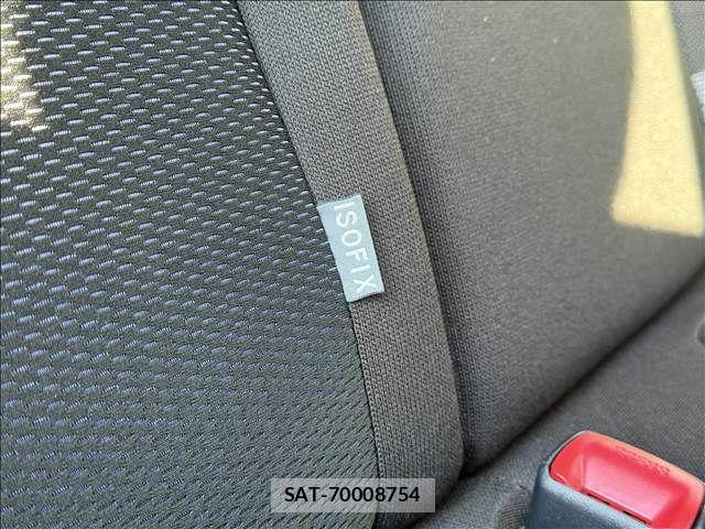Toyota VITZ 2017-12 1829945-26