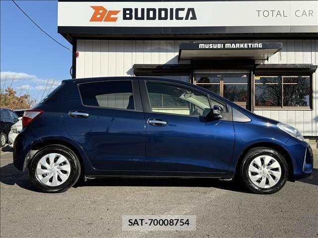 Toyota VITZ 2017-12 1829945-6