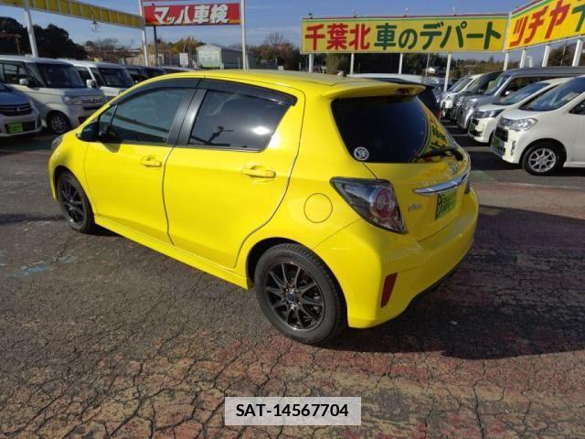 Toyota VITZ 2015-03 1829942-11