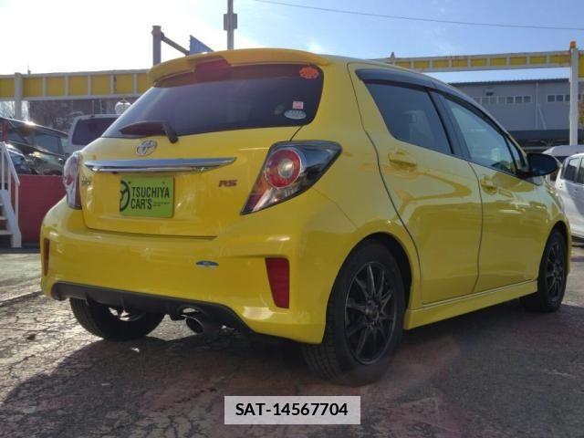 Toyota VITZ 2015-03 1829942-1