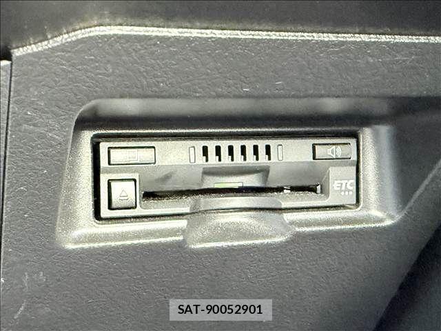 Toyota VITZ 2017-12 2118531-14