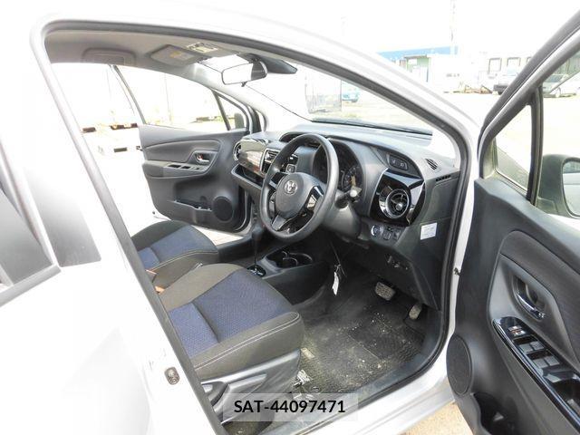 Toyota VITZ 2019-02 2355395-9