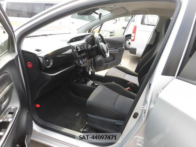 Toyota VITZ 2019-02 2355395-11