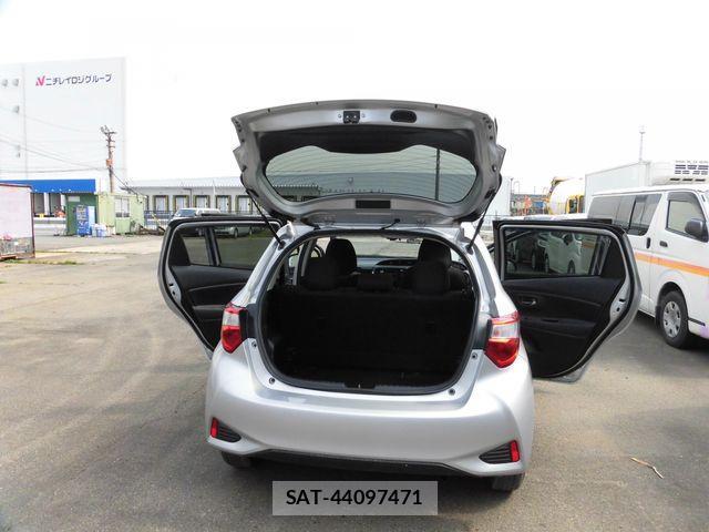 Toyota VITZ 2019-02 2355395-13