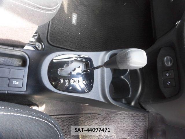 Toyota VITZ 2019-02 2355395-19