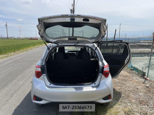 Toyota VITZ 2019-01 2355399-13