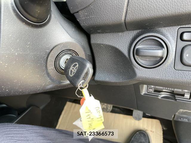Toyota VITZ 2019-01 2355399-18