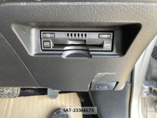Toyota VITZ 2019-01 2355399-19