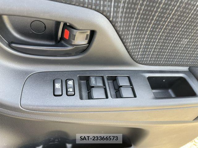 Toyota VITZ 2019-01 2355399-20
