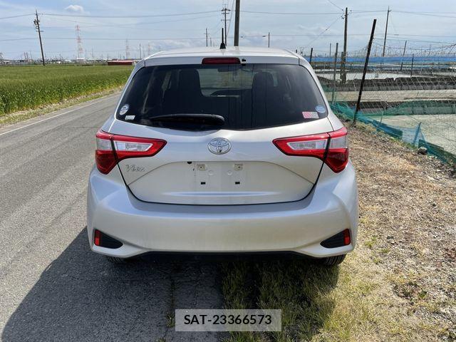 Toyota VITZ 2019-01 2355399-8
