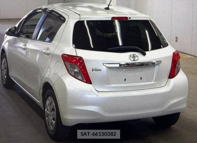 Toyota VITZ 2011 2370886-2