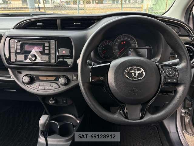 Toyota VITZ 2018-12 3390345-11